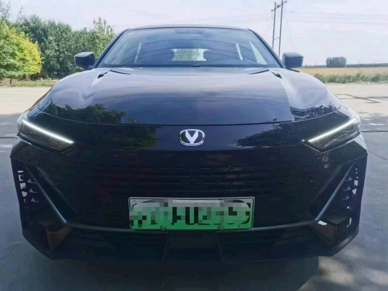 保定23年长安汽车UNI-V1