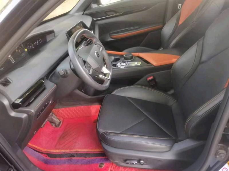 保定23年长安汽车UNI-V8