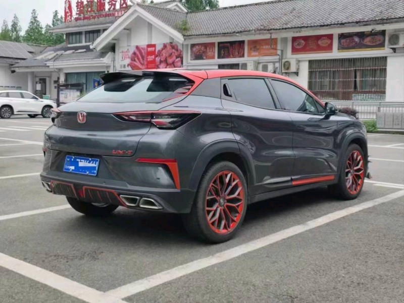 重庆21年长安汽车UNI-T6