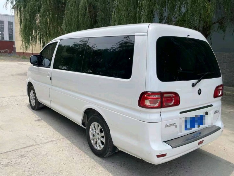 保定23年东风菱智4