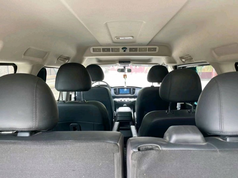 保定23年东风菱智8