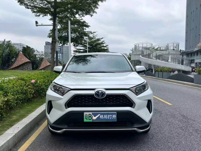 广州21年丰田RAV4荣放1