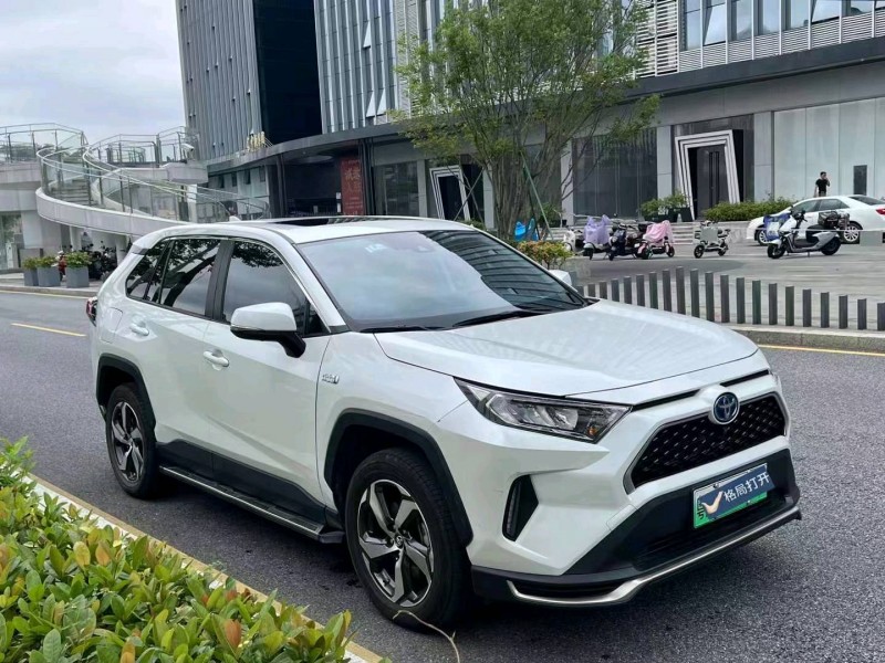 广州21年丰田RAV4荣放2