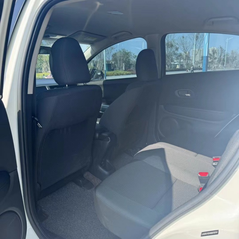 东莞22年本田缤智6