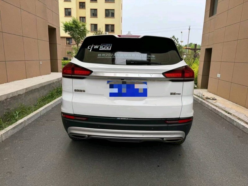 保定21年吉利博越9