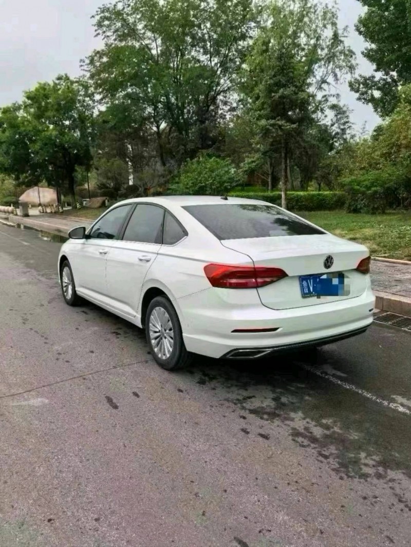 济南20年大众朗逸4