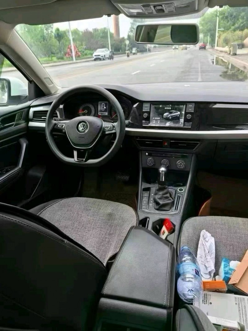 济南20年大众朗逸6