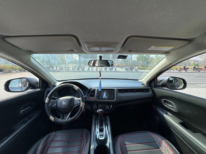 东莞15年本田缤智5