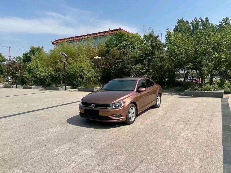 济南15年大众凌渡2