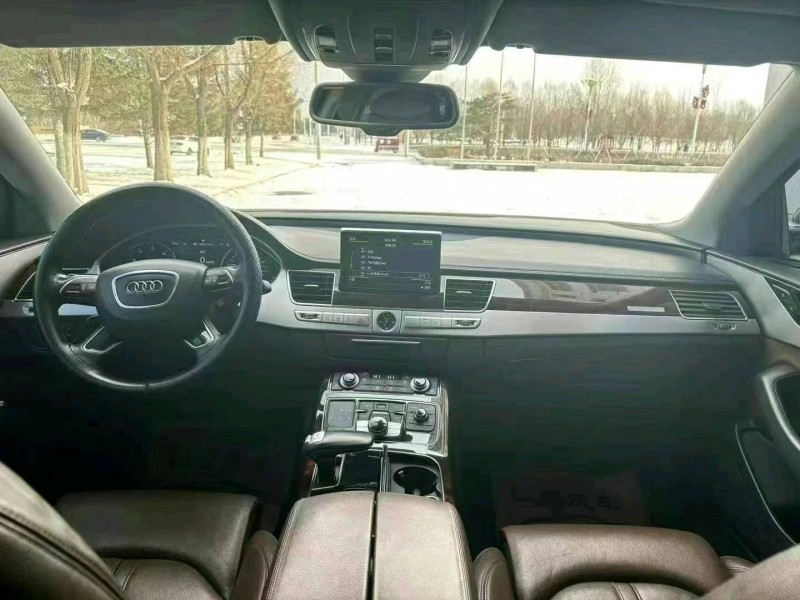 吉林13年奧迪A8L4