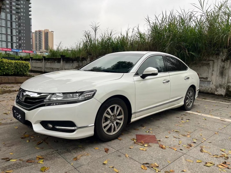 东莞17年本田思铂睿2