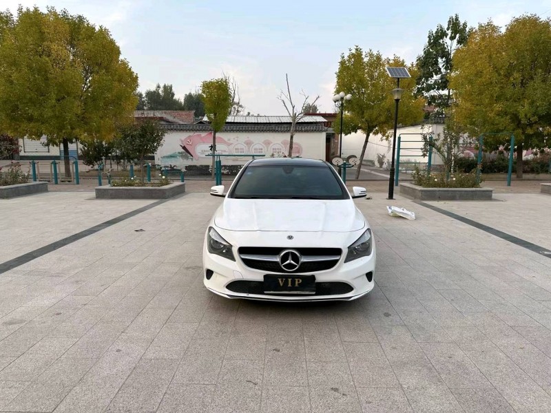 济南18年奔驰CLA1