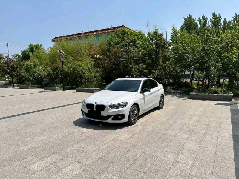 济南18年宝马1系2