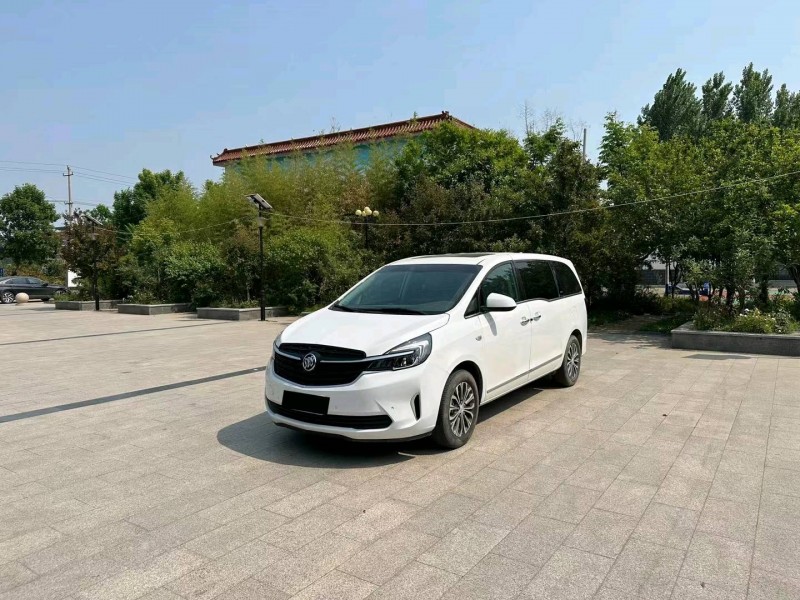 济南20年别克GL82