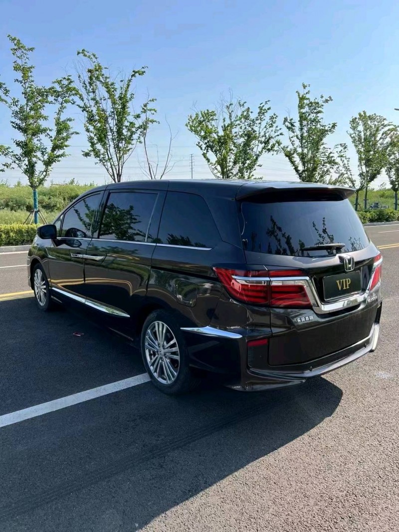 徐州18年本田艾力绅7