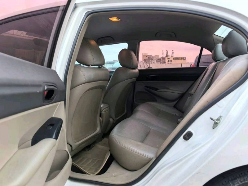 东莞11年本田思域6