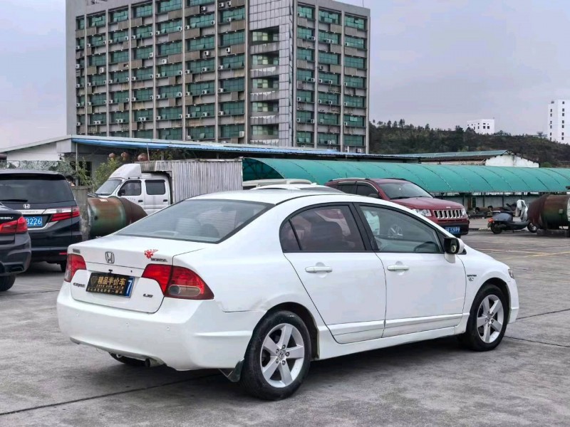 东莞11年本田思域8