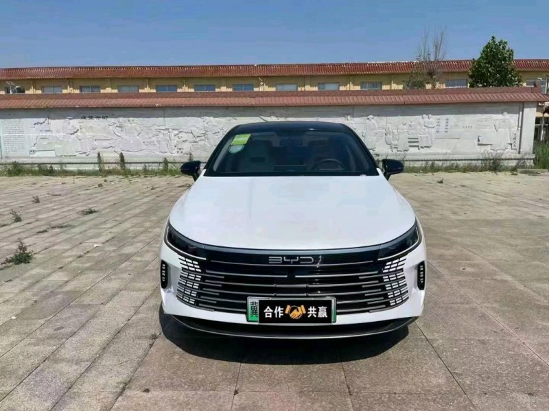 邢台24年比亚迪驱逐舰1