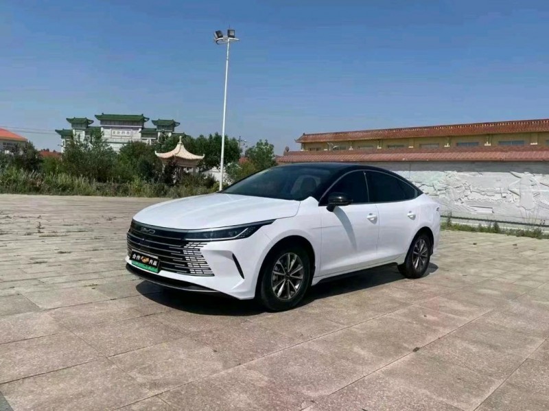 邢台24年比亚迪驱逐舰2