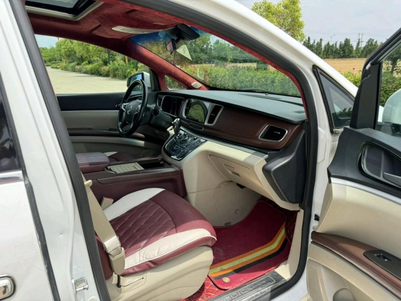 盐城16年别克GL88