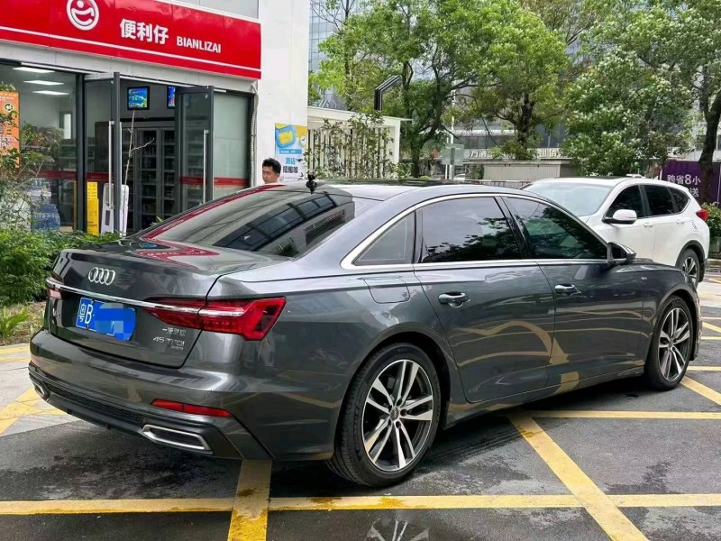 深圳20年奥迪A6L8