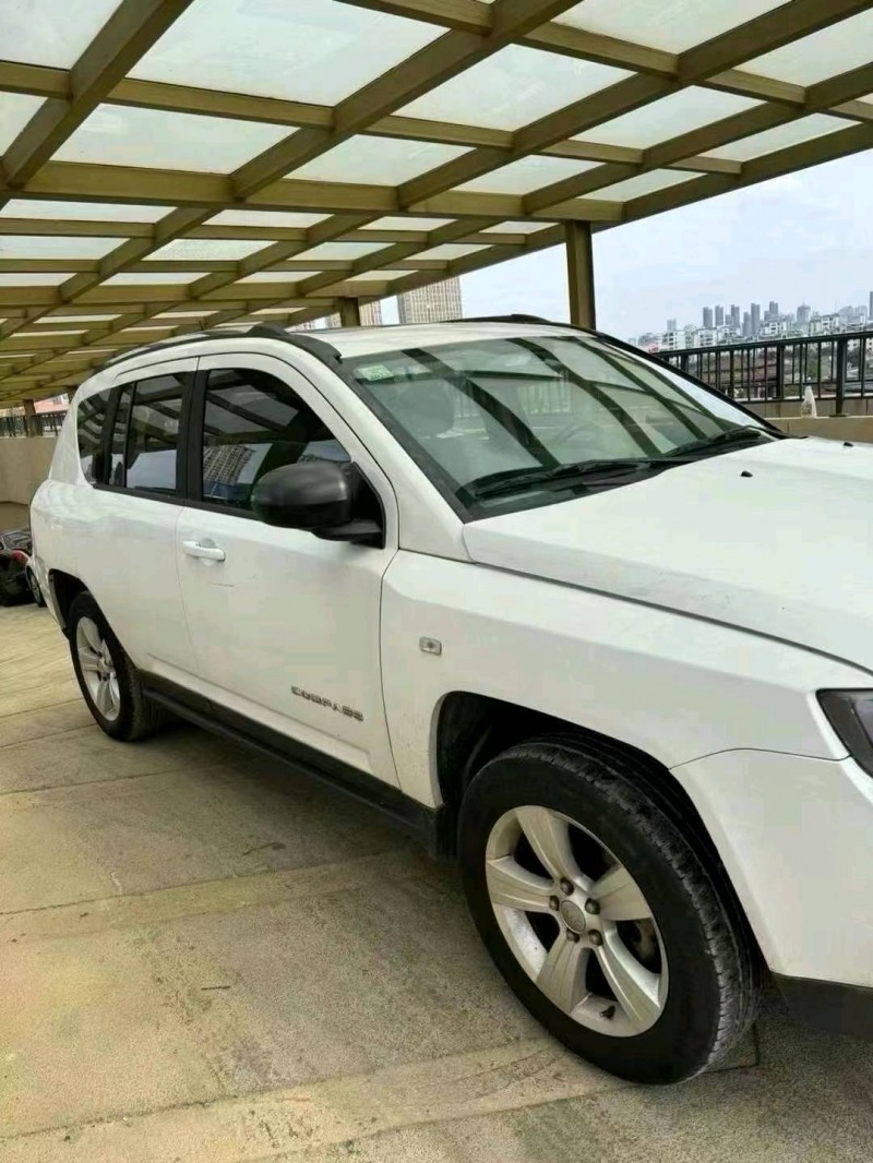 鎮江15年Jeep指南者2