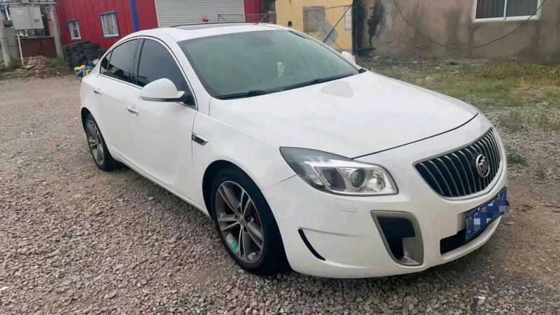 东营13年别克君威3