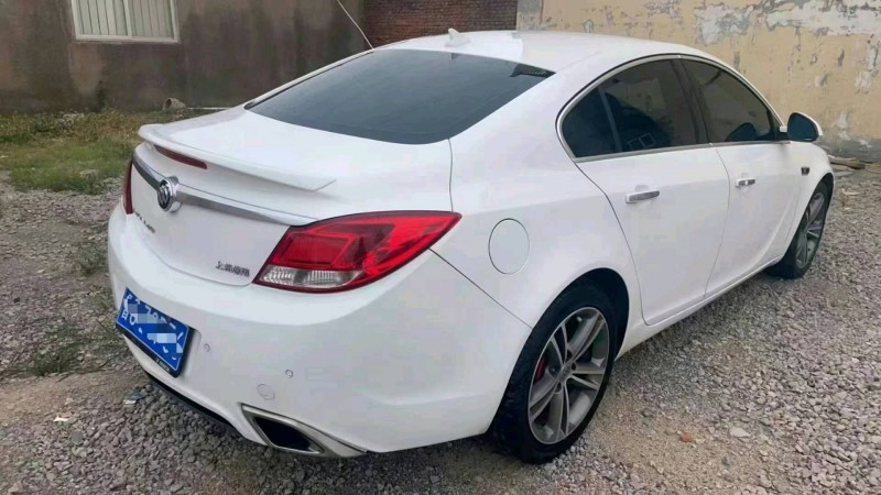 东营13年别克君威6