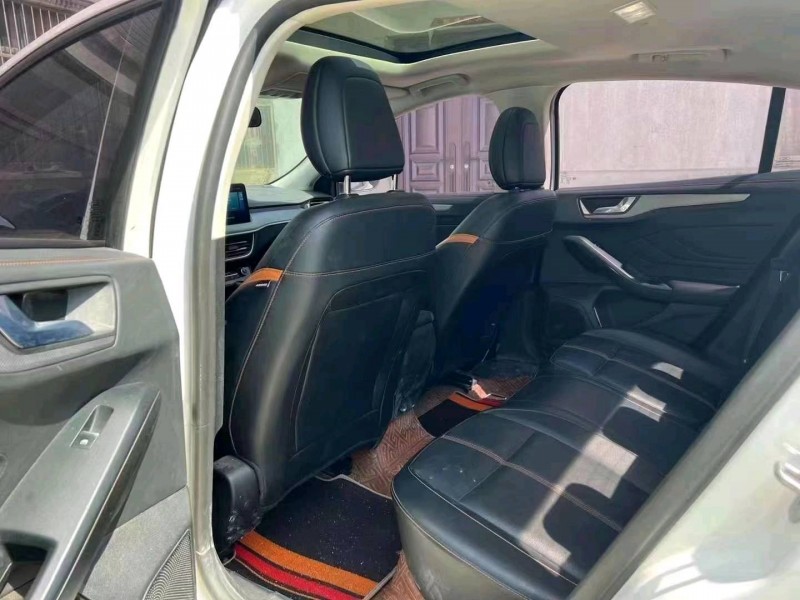 徐州22年福特福克斯5