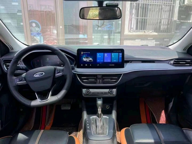 徐州22年福特福克斯6