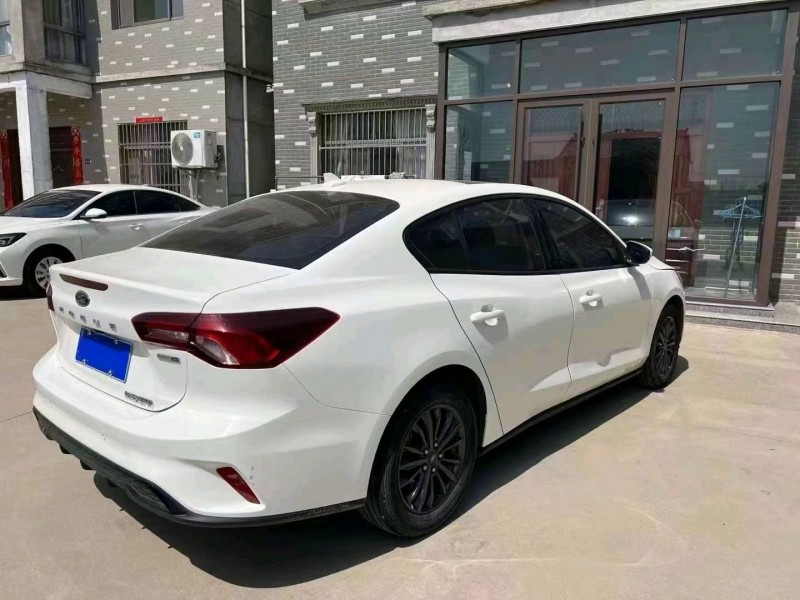 徐州22年福特福克斯7