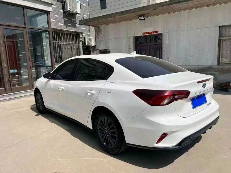 徐州22年福特福克斯8