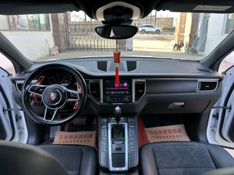 徐州17年保时捷Macan8