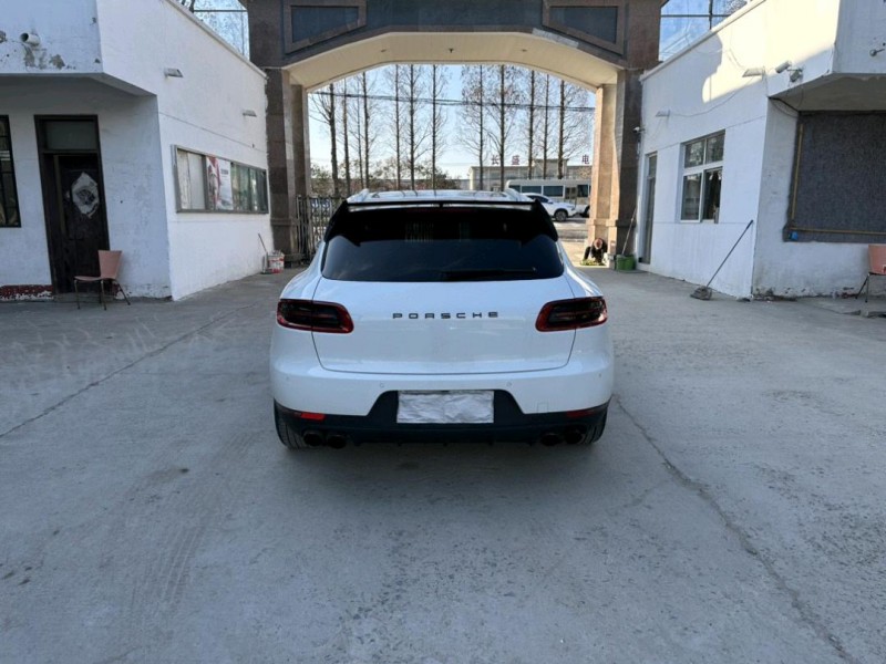 徐州17年保时捷Macan9