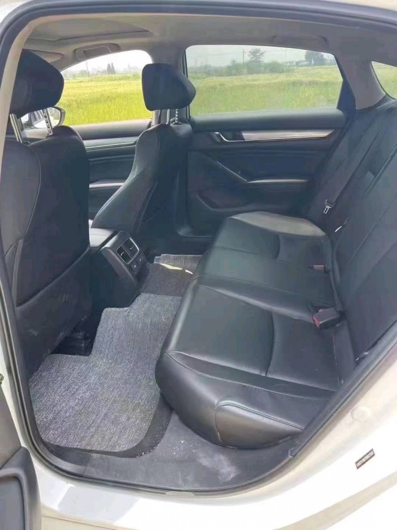 邵阳22年本田雅阁8