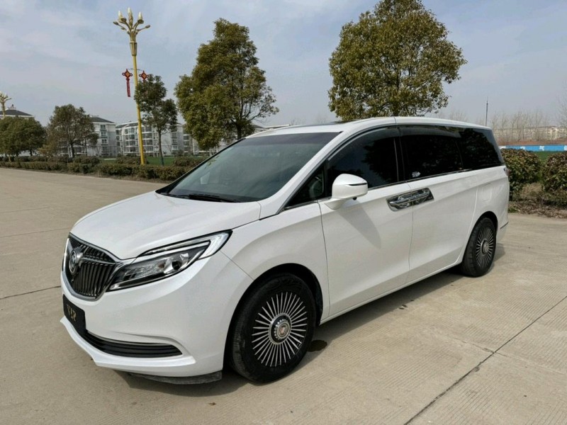 盐城19年别克GL82