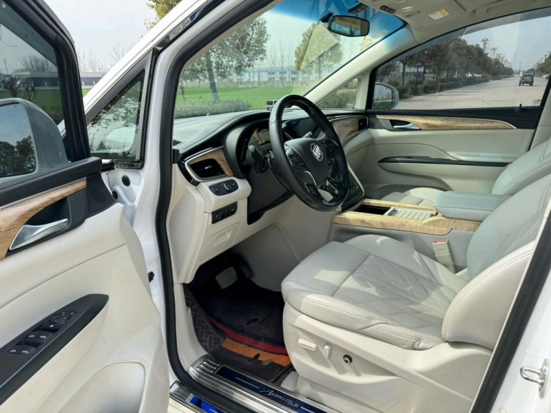 盐城19年别克GL84