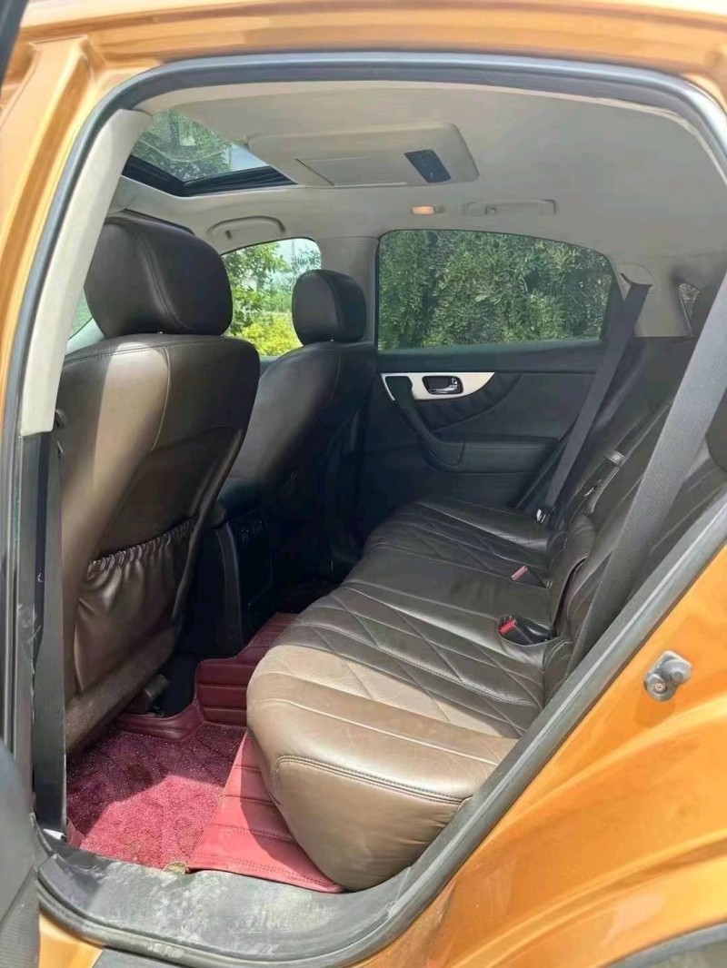 潍坊11年英菲尼迪FX355