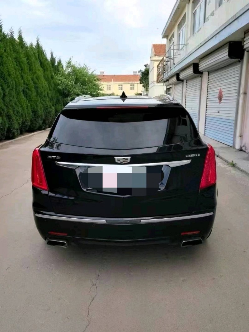 东营17年凯迪拉克XT52