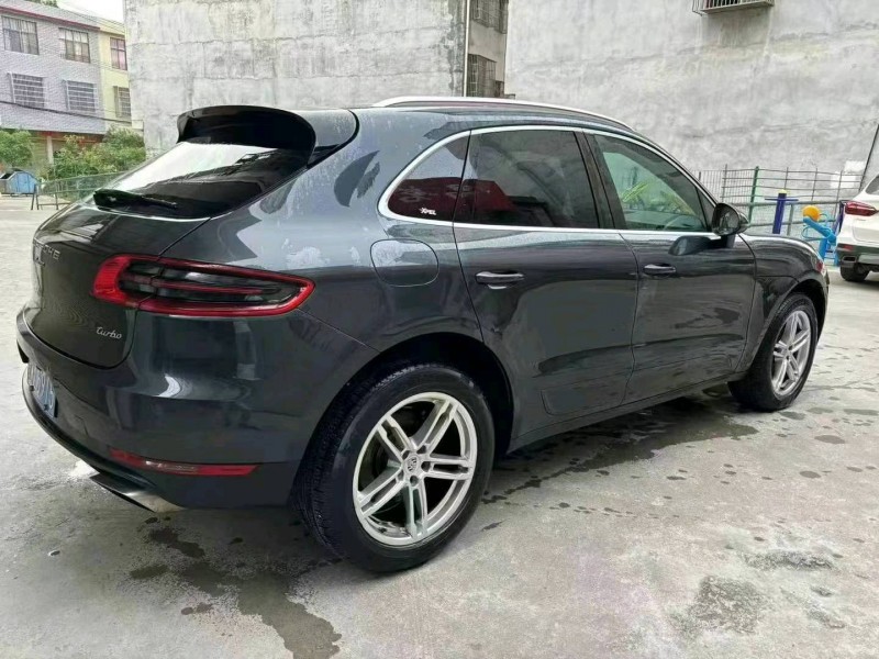 鄂州18年保時捷Macan6