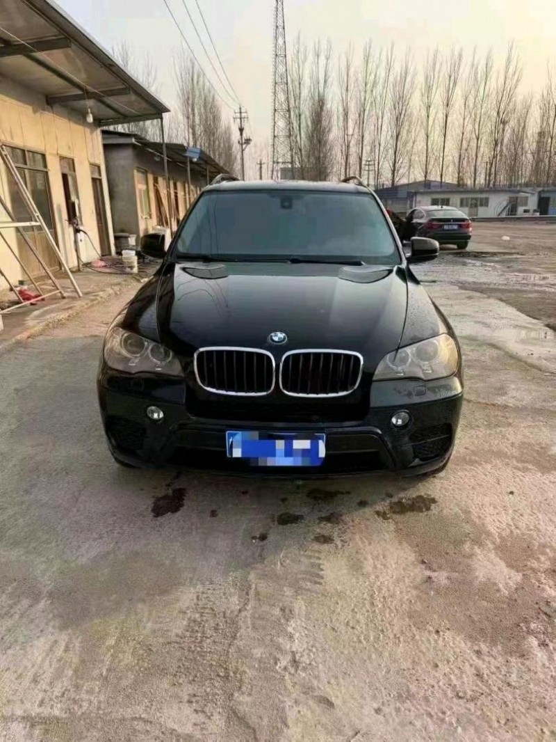 东营13年宝马X51
