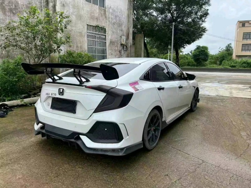 汕头20年本田思域8