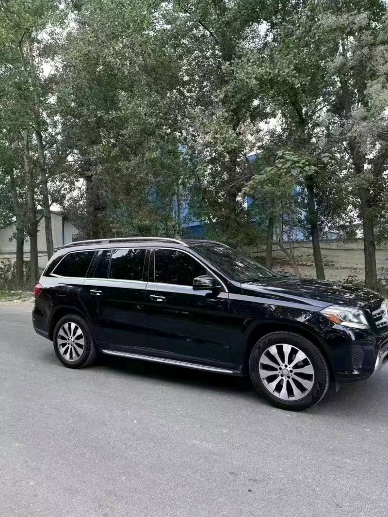 东营17年奔驰GLS2