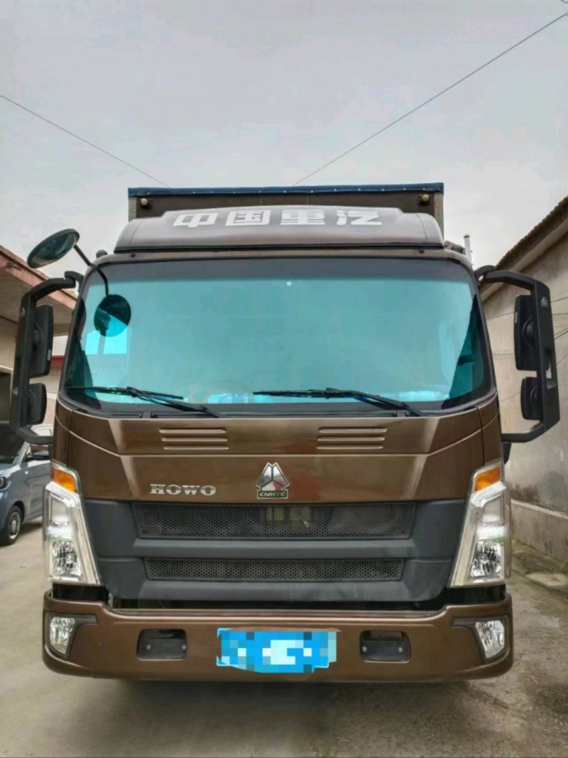 臨沂21年卡車系列重汽豪沃1