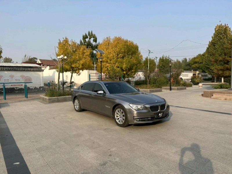 济南14年宝马7系3