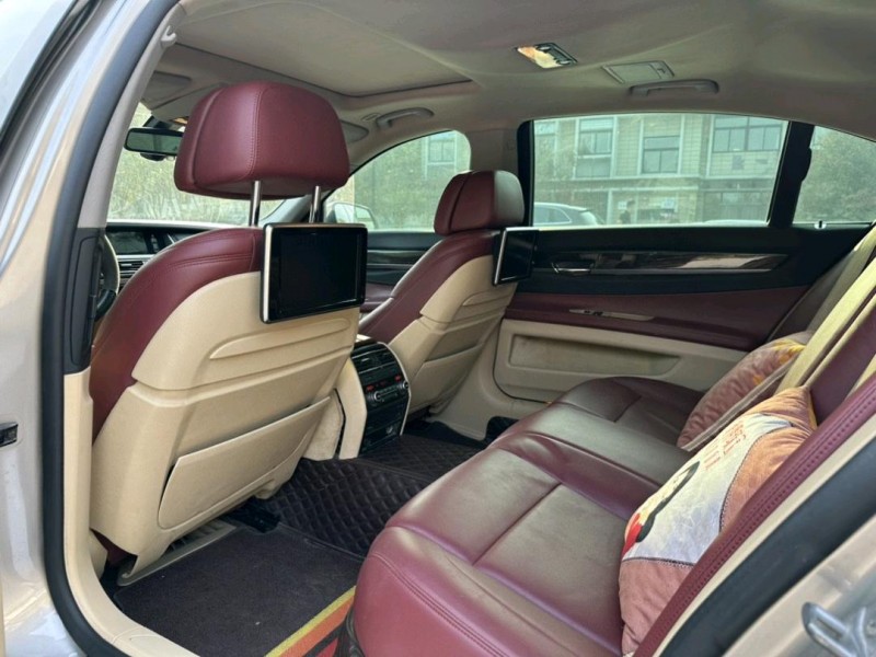 济南14年宝马7系6