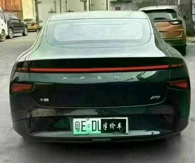 廣州23年小鵬汽車p76