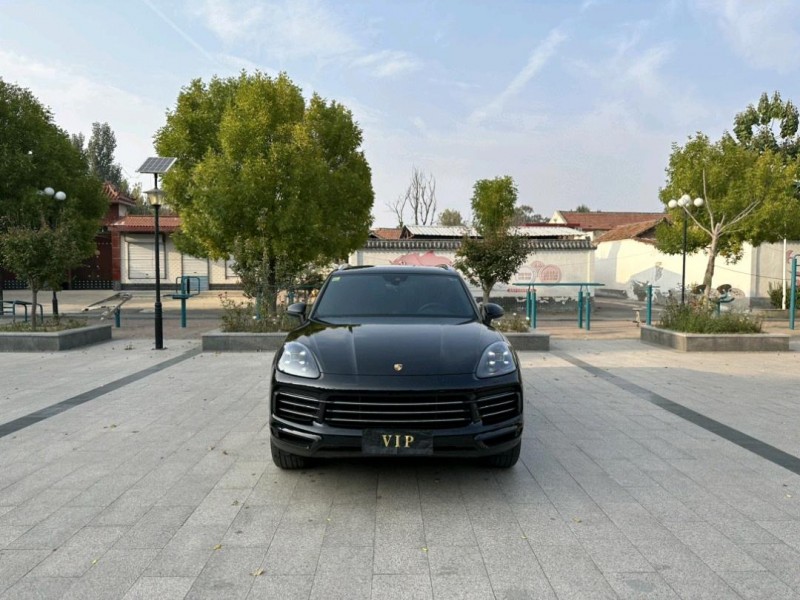 济南19年保时捷卡宴1