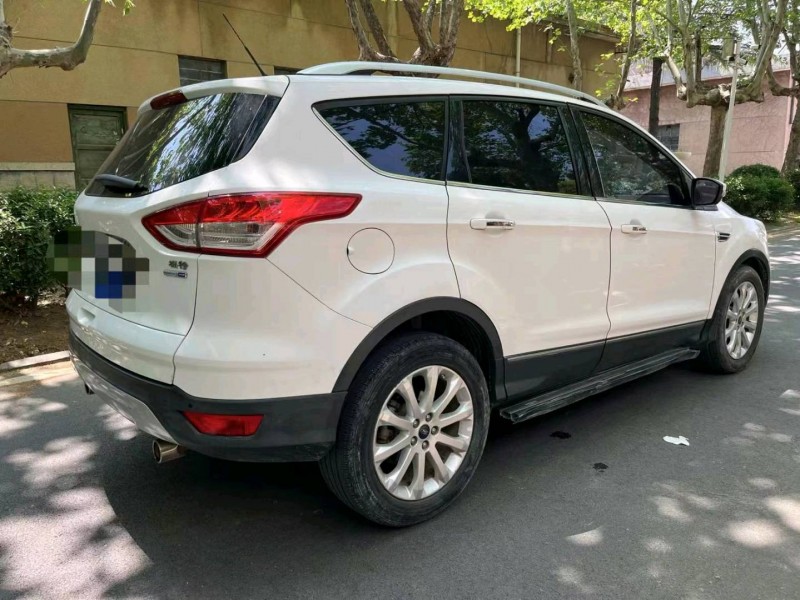 济南14年福特翼虎7