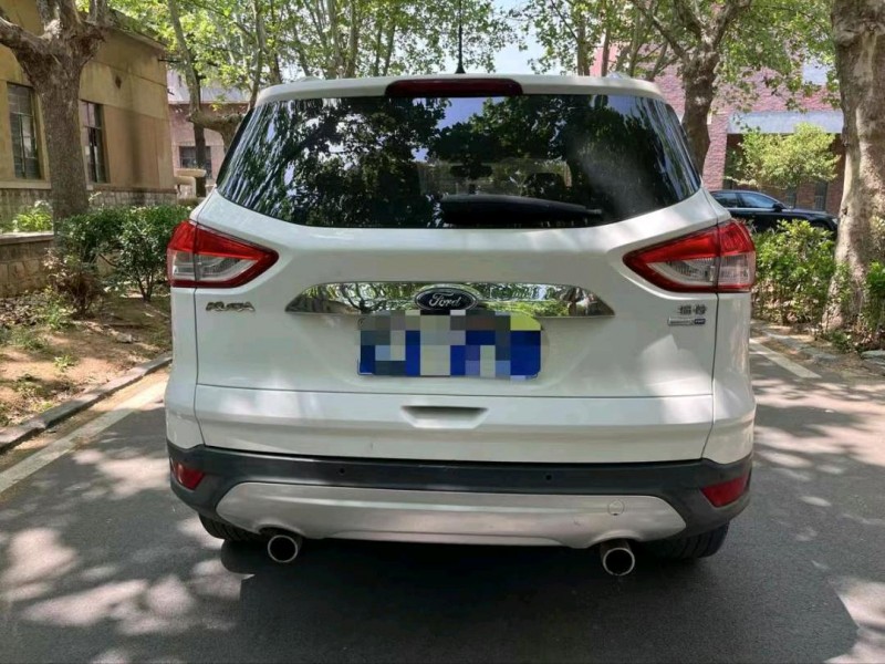 济南14年福特翼虎9